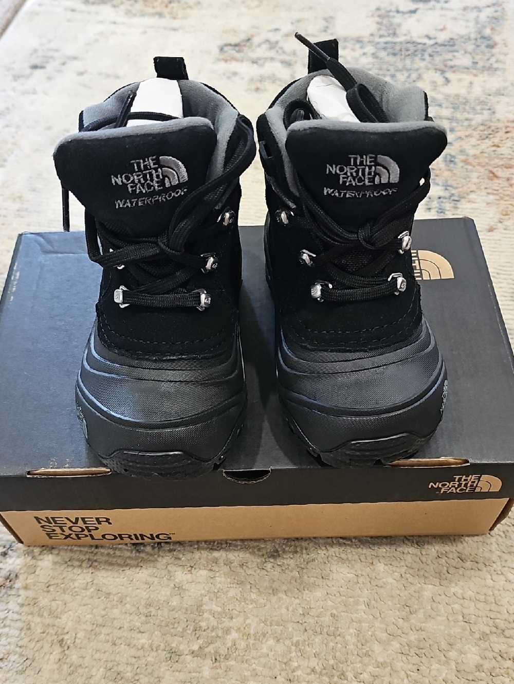 The NorthFace‎ Toddler Boys Waterproof Heat Seeker Snow Boots Size 10